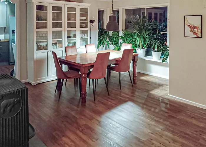 Σπίτι διακοπών 3 Bedroom Stunning In *